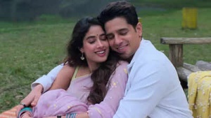 'Param Sundari' Box Office: Sidharth-Janhvi Rom-Com Nears ₹40 Crore Mark in First Week Amidst New Competition