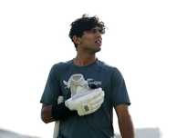 Rachin Ravindra Suffers Facial Injury Scare Ahead of Australia Series