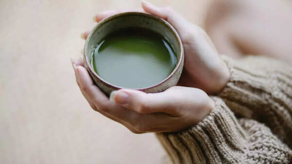 Various matcha-based beverages and desserts